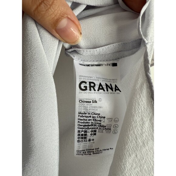 Grana 100% Silk Gray Boxy Button Down Top Timeless Modest Minimalist Basics S - Picture 7 of 9